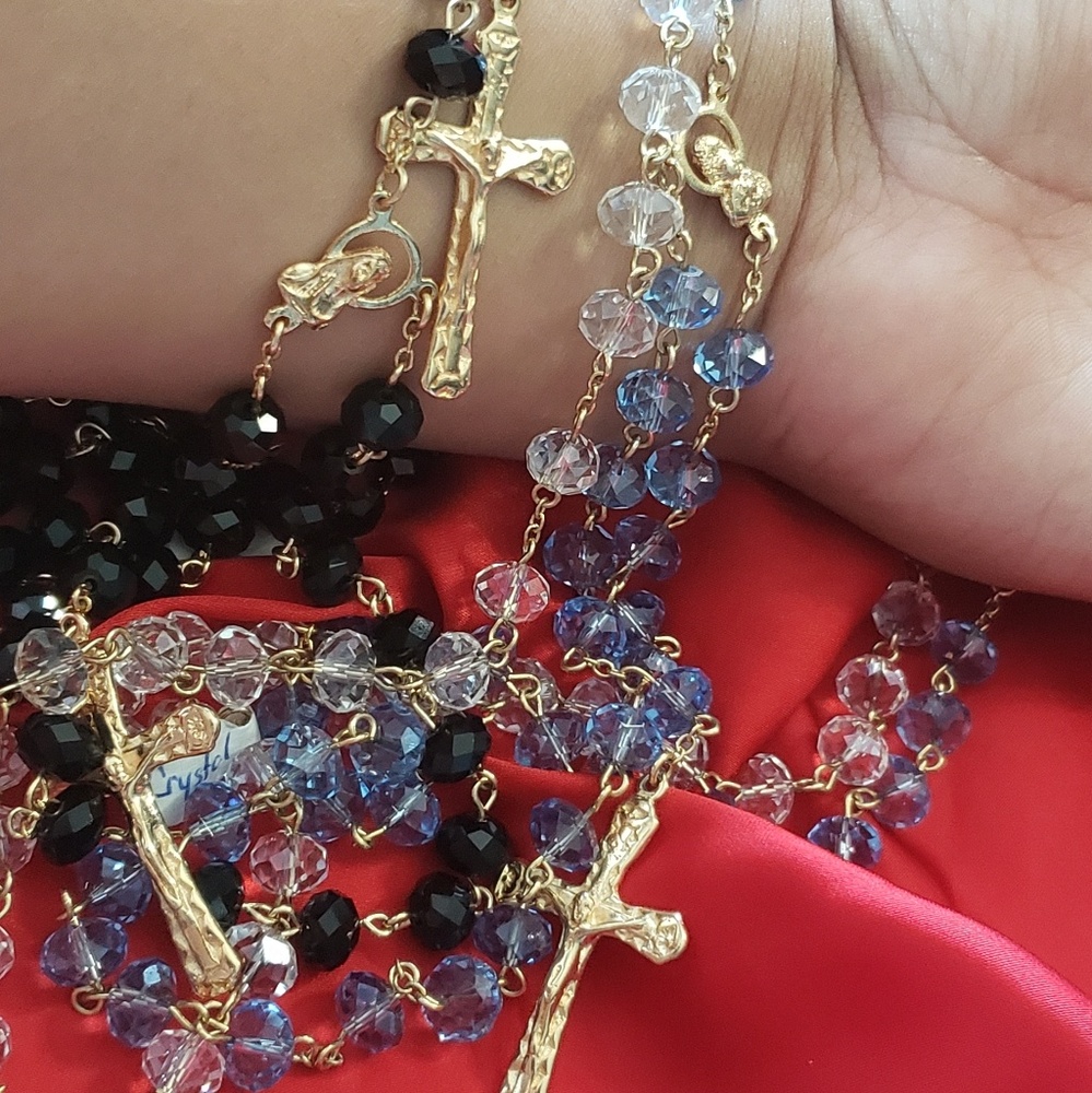 COPY - GOLD FILLED CRYSTAL ROSARY - Picture 4 of 4